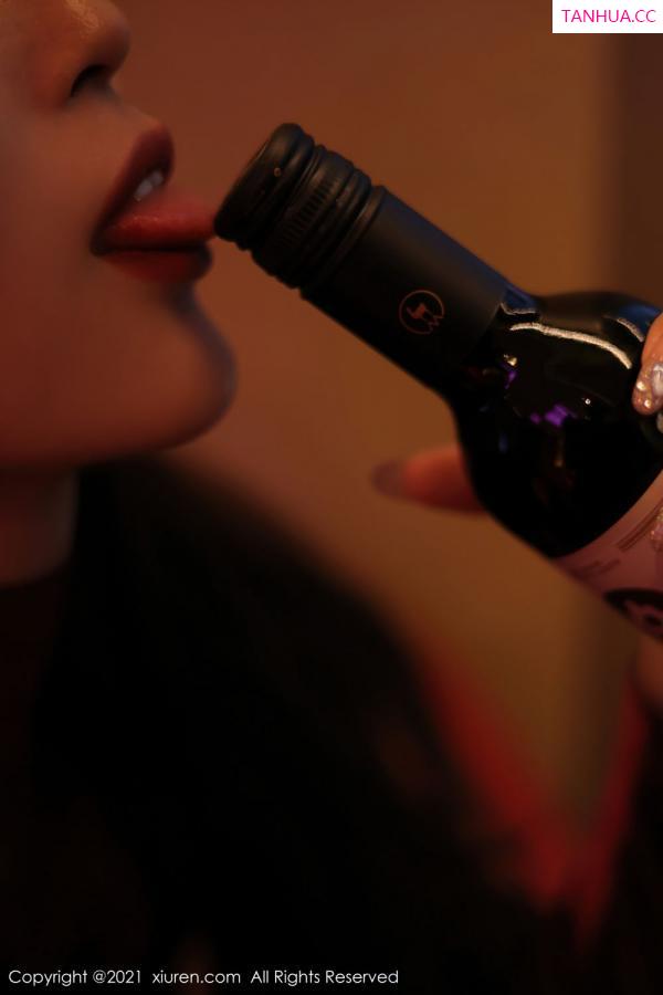 周慕汐  骨感女神周慕汐 猩红礼裙纷呈艳艳第20张图片